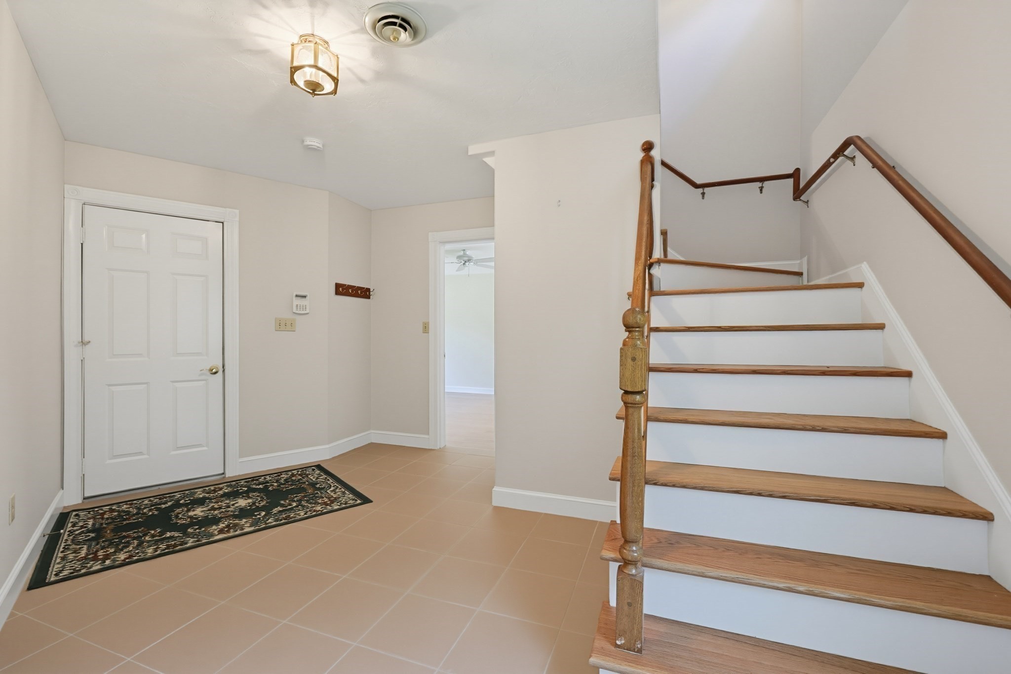 19 Windsor Dr. Property Photo 33