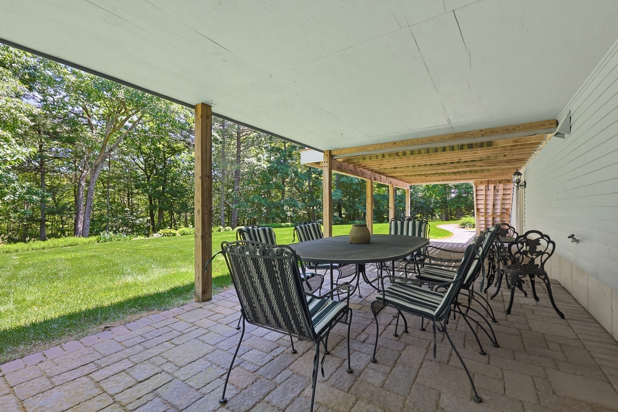 19 Windsor Dr. Property Photo 37