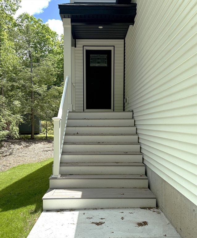 24 Cooper Rd Property Photo 3
