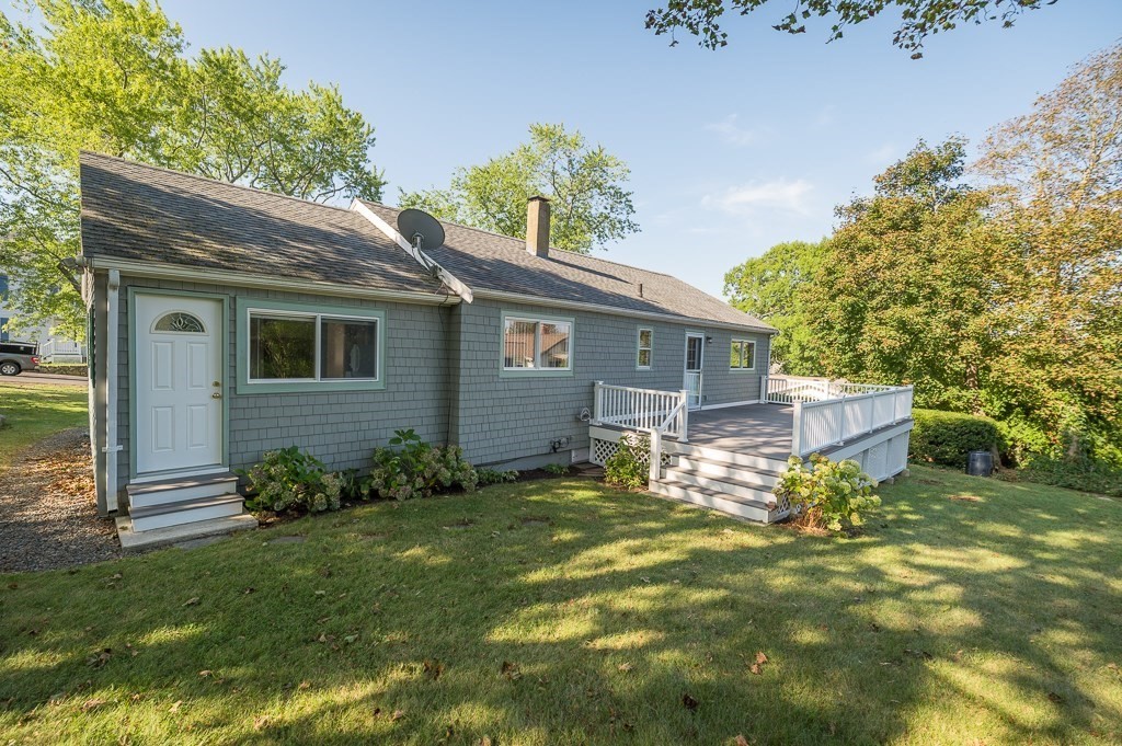 18 Traverse Street Property Photo 10
