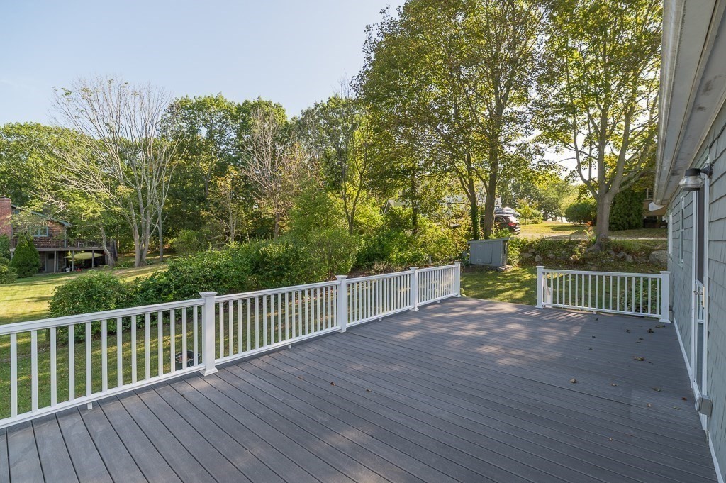 18 Traverse Street Property Photo 12