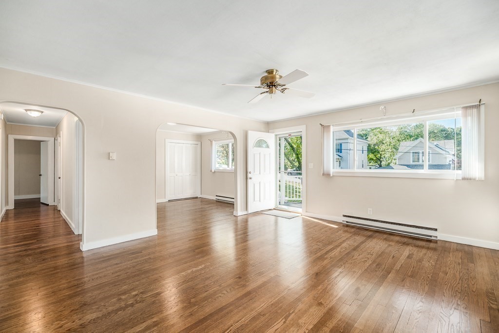 18 Traverse Street Property Photo 15