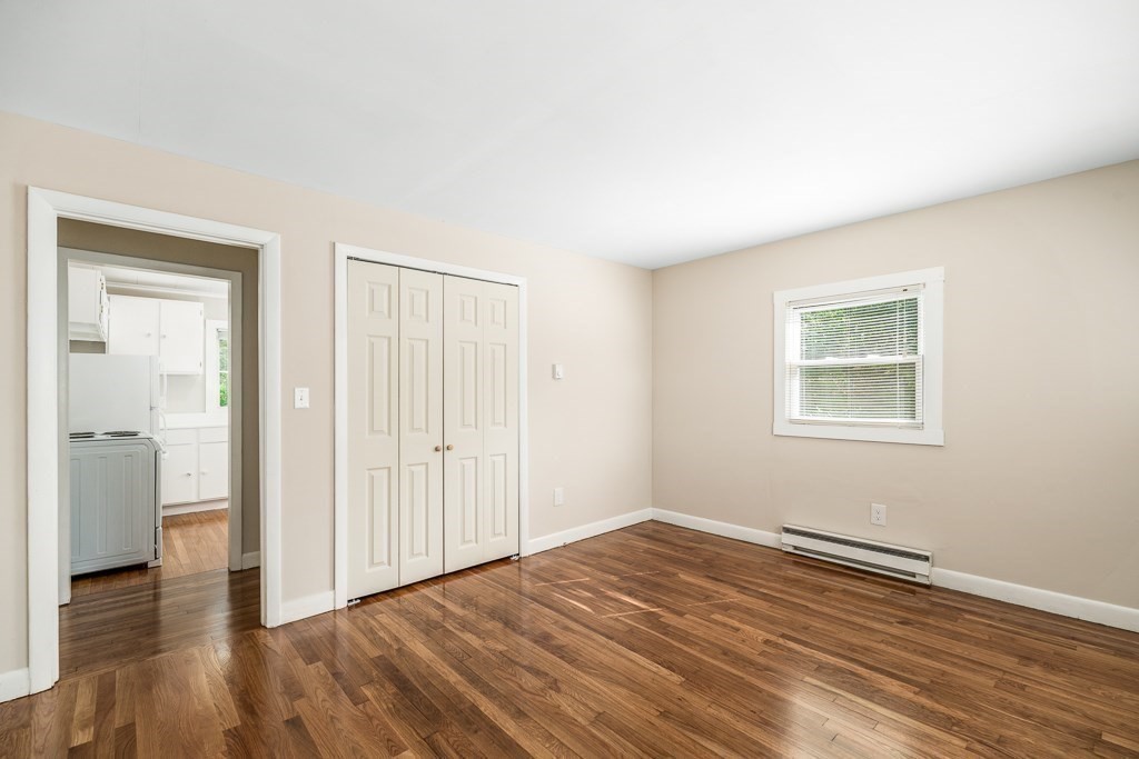 18 Traverse Street Property Photo 35