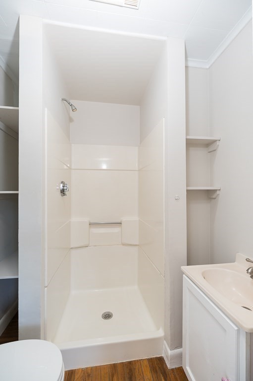 18 Traverse Street Property Photo 38