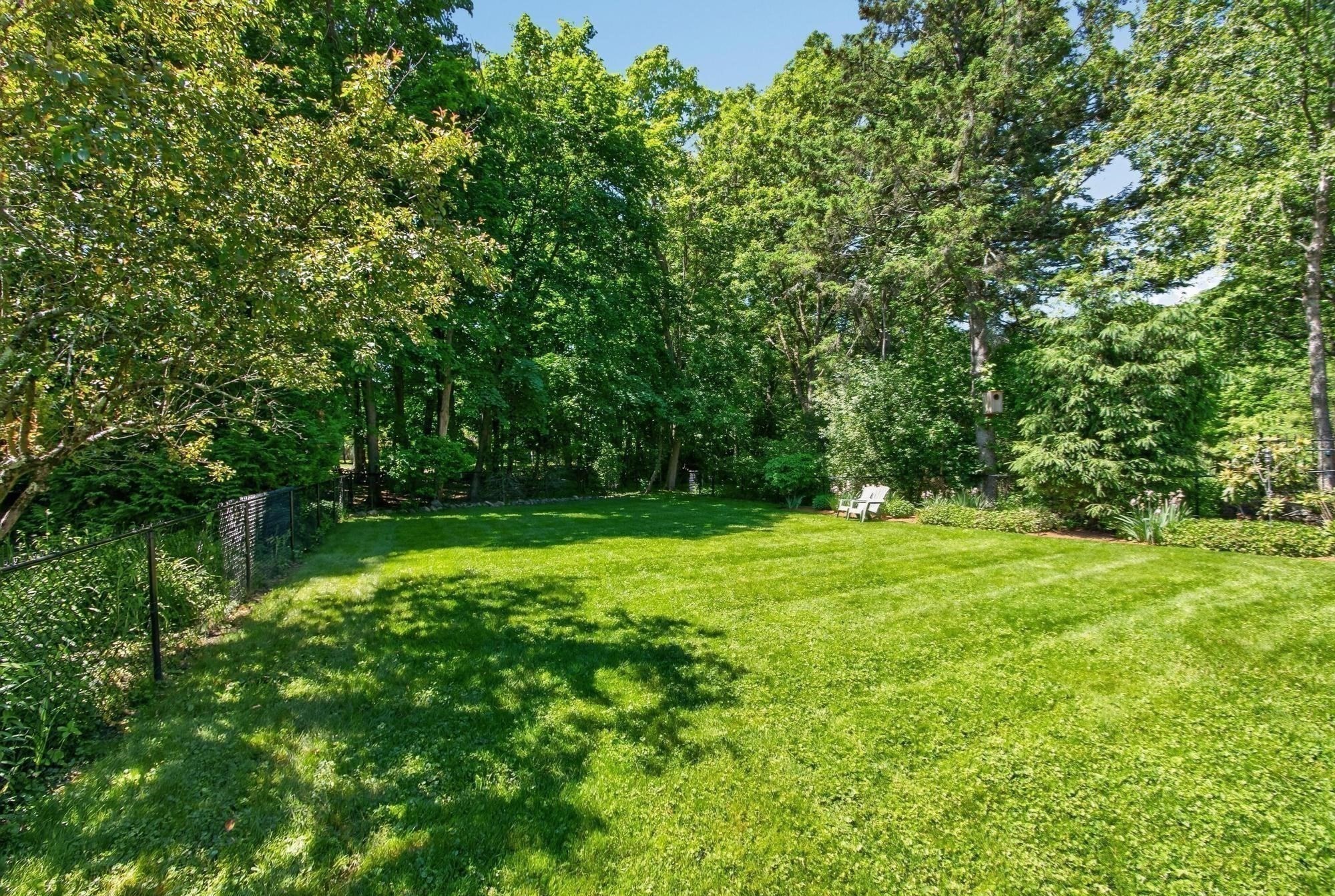 12 Middle St Property Photo 26