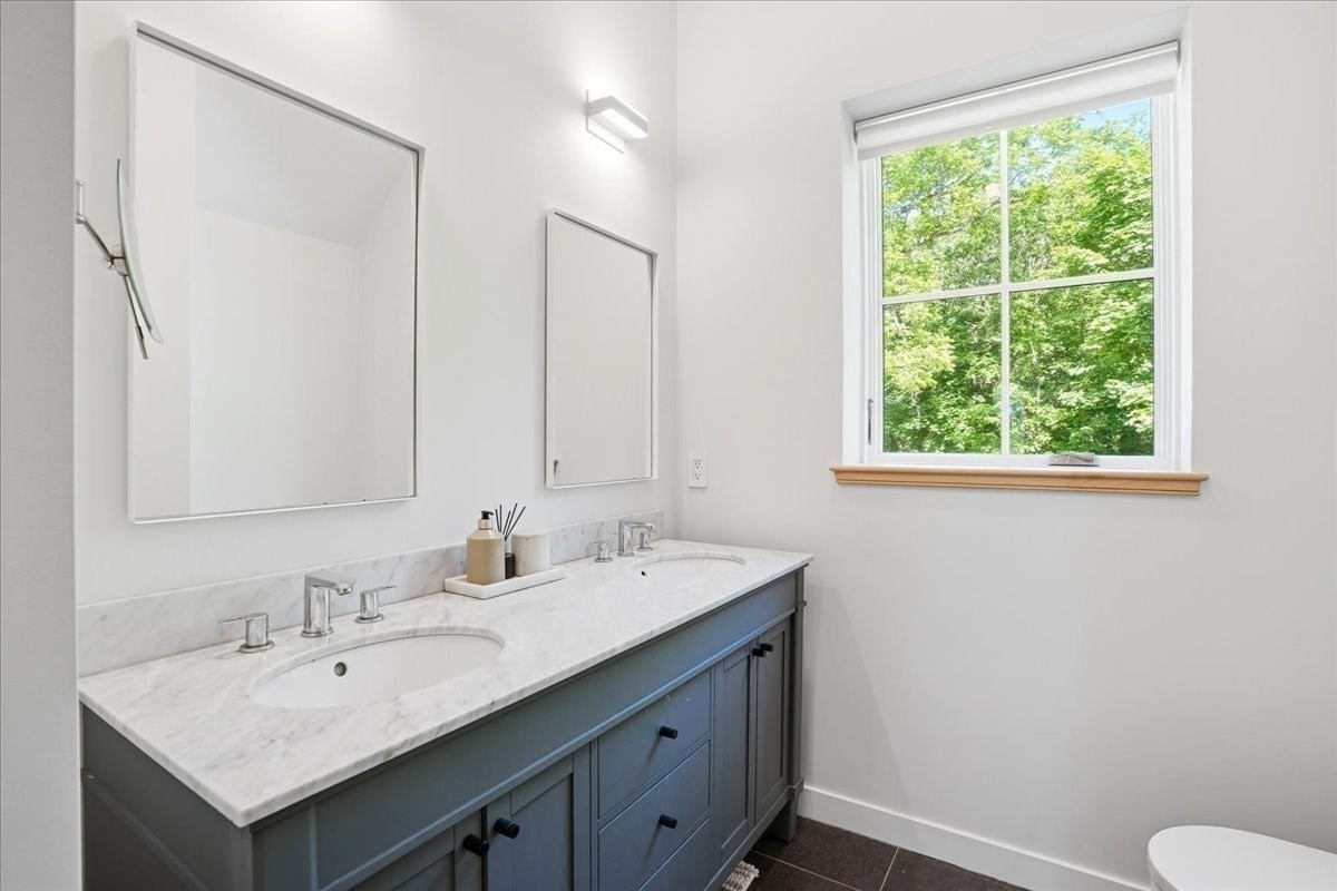 108 Kilby St Property Photo 25