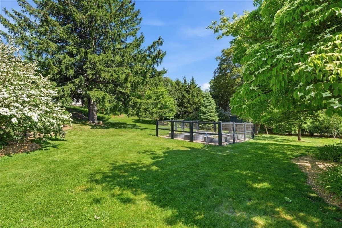 108 Kilby St Property Photo 36