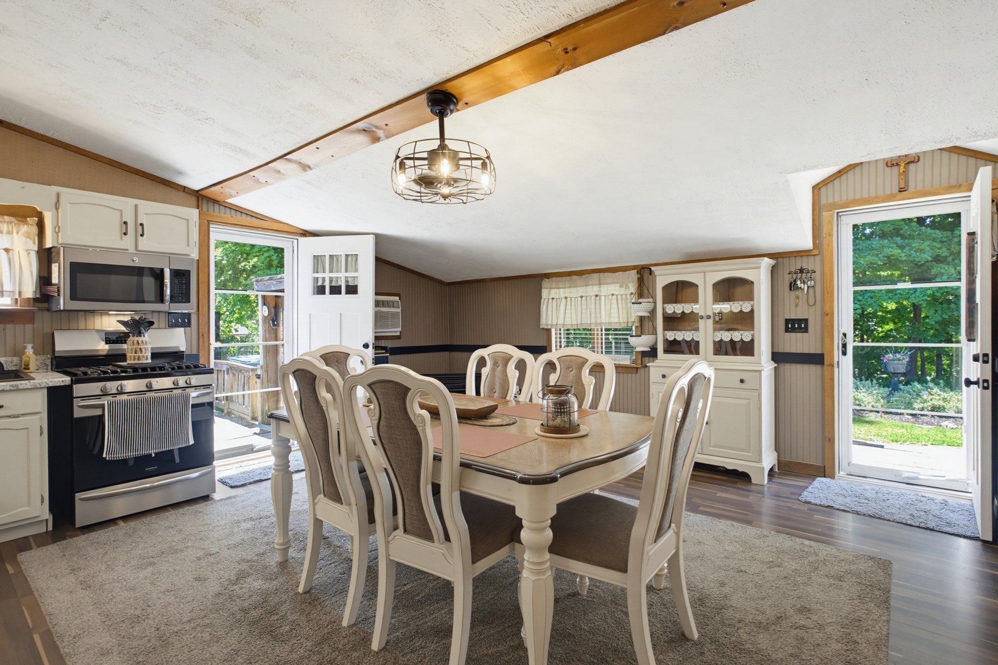 4 Cheney Property Photo 6