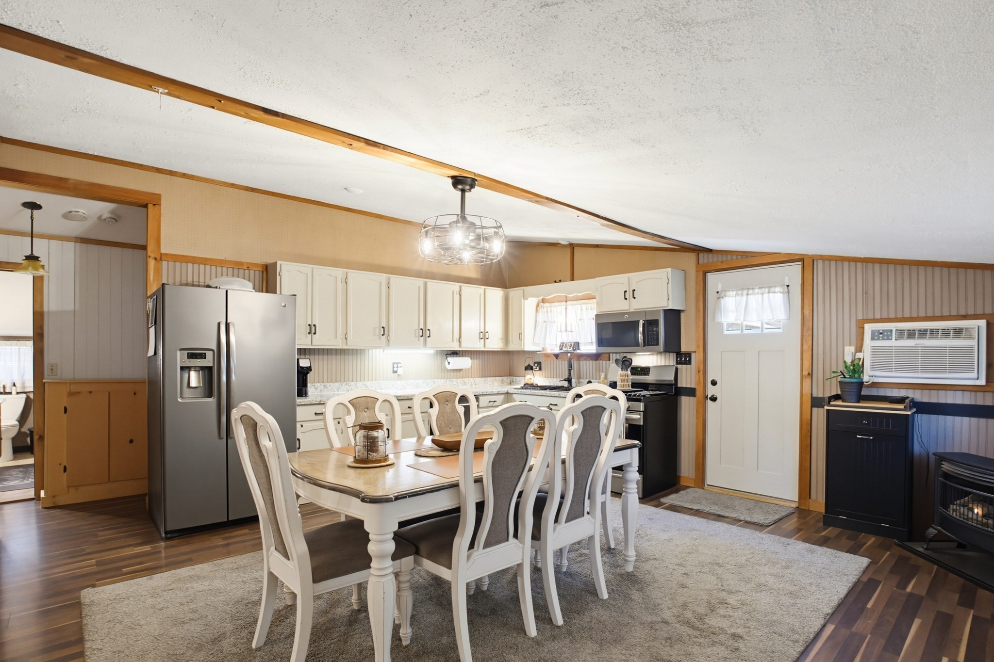 4 Cheney Property Photo 8