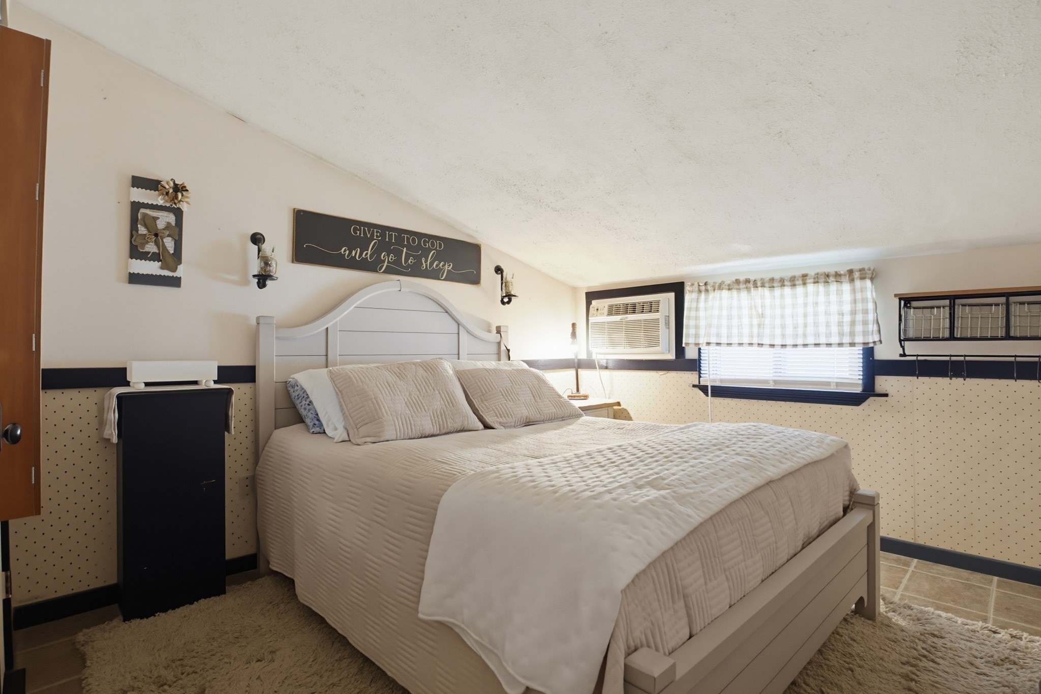 4 Cheney Property Photo 10