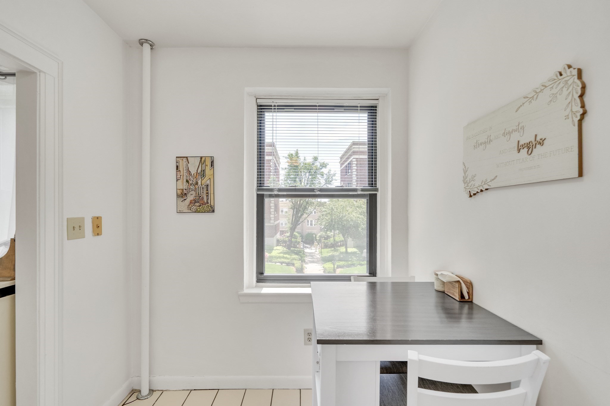 141 Englewood Ave # 23 Property Photo 6