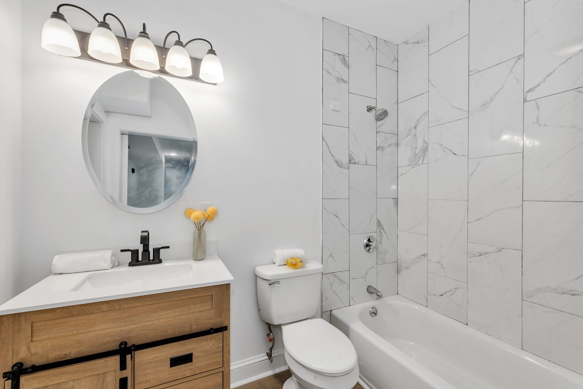 35 George Street # 2 Property Photo 8