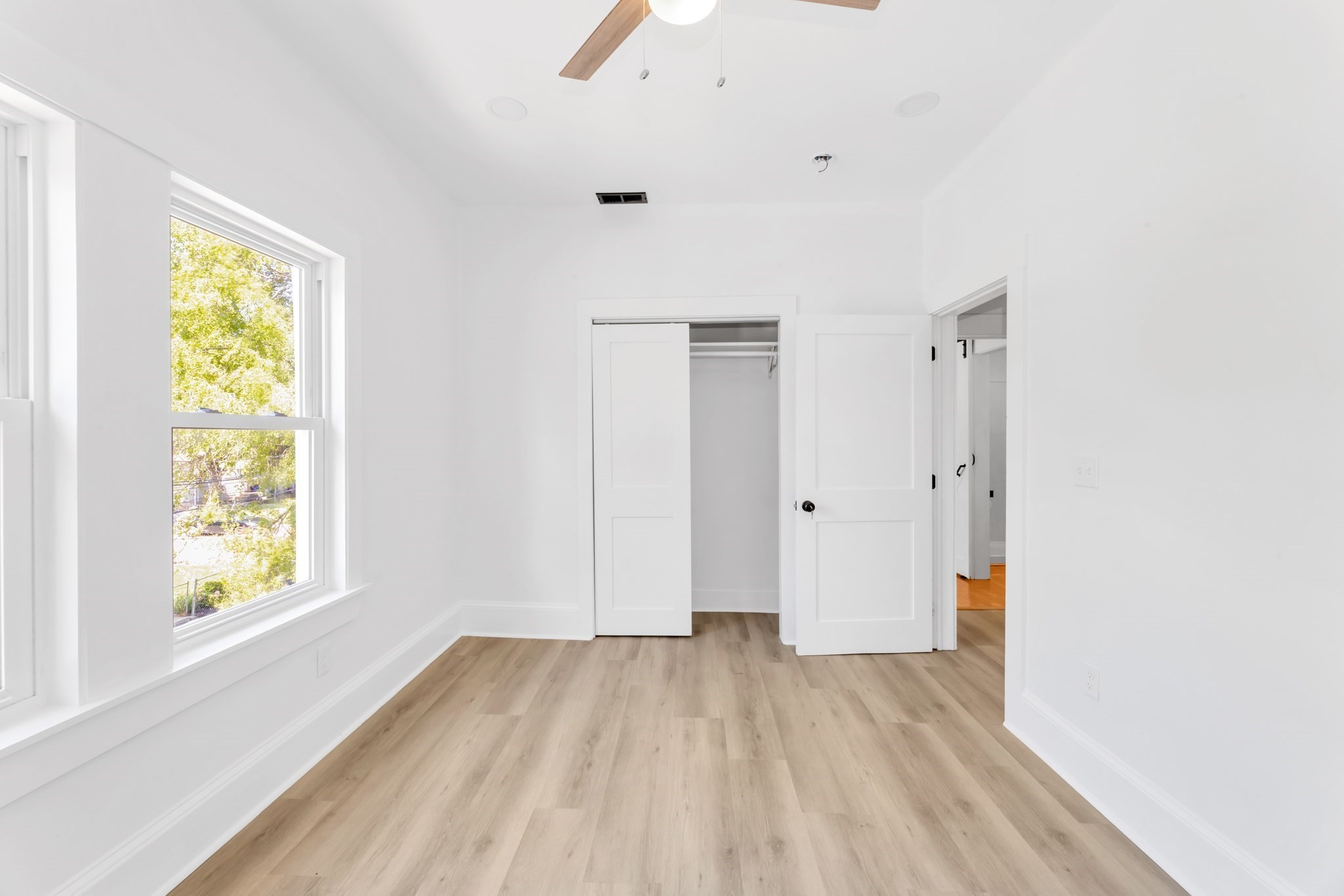 35 George Street # 2 Property Photo 11