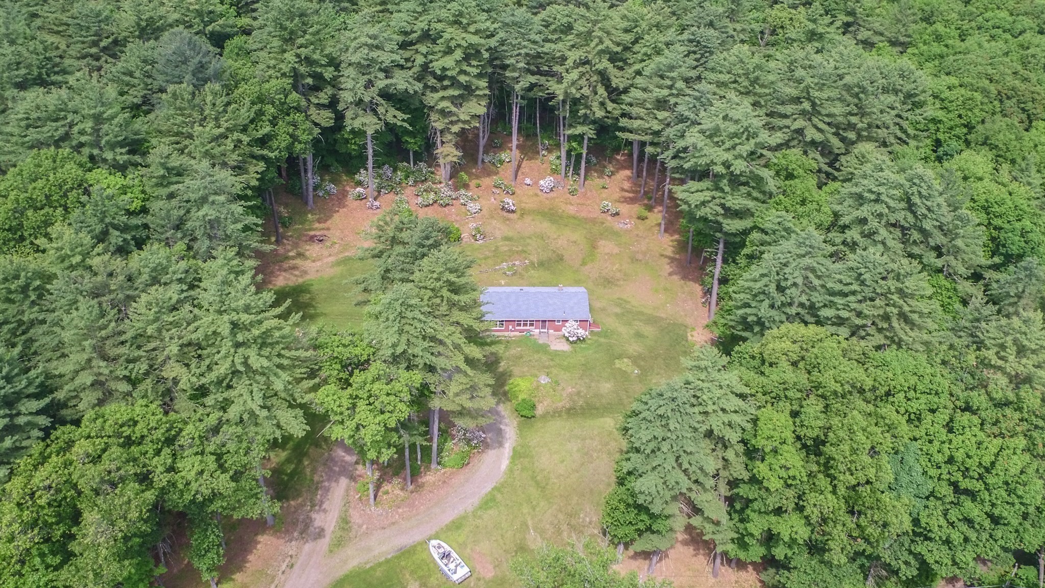 477 River Road Property Photo 5