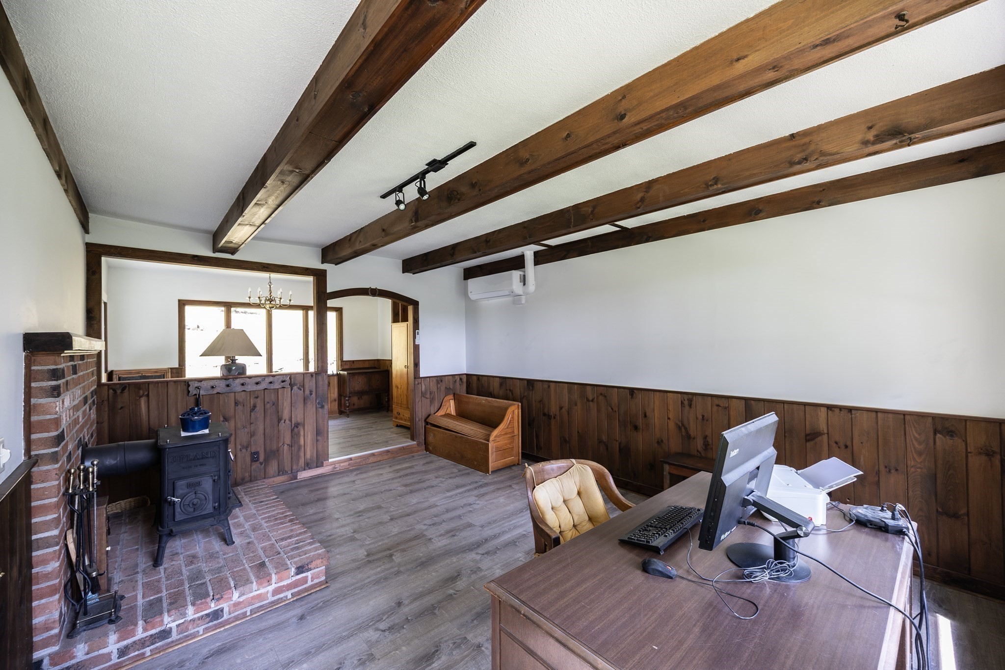 477 River Road Property Photo 12