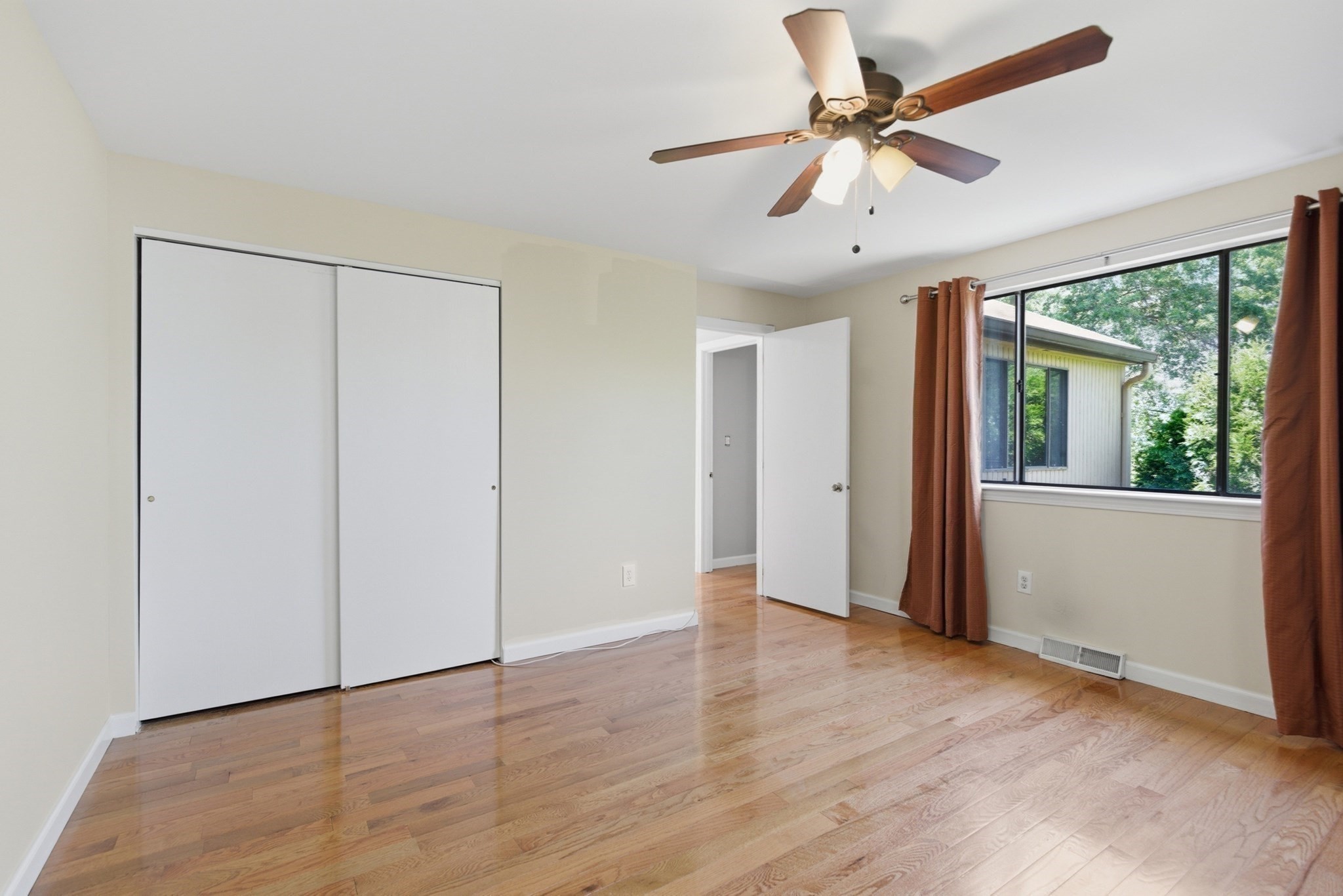 245 Eliot St # 245 Property Photo 11