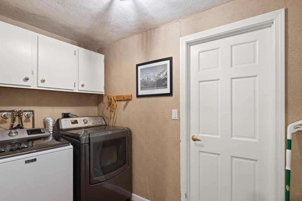 4 Pentucket Ln Property Photo 28