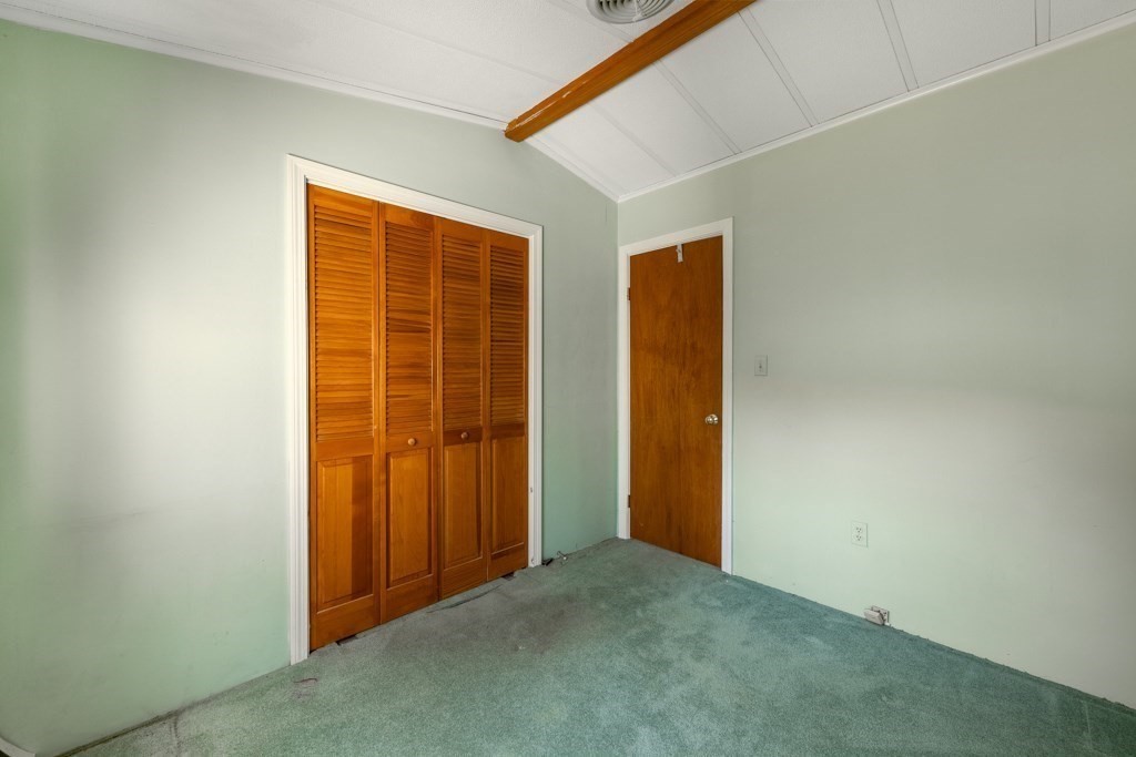 4 Birch Property Photo 12