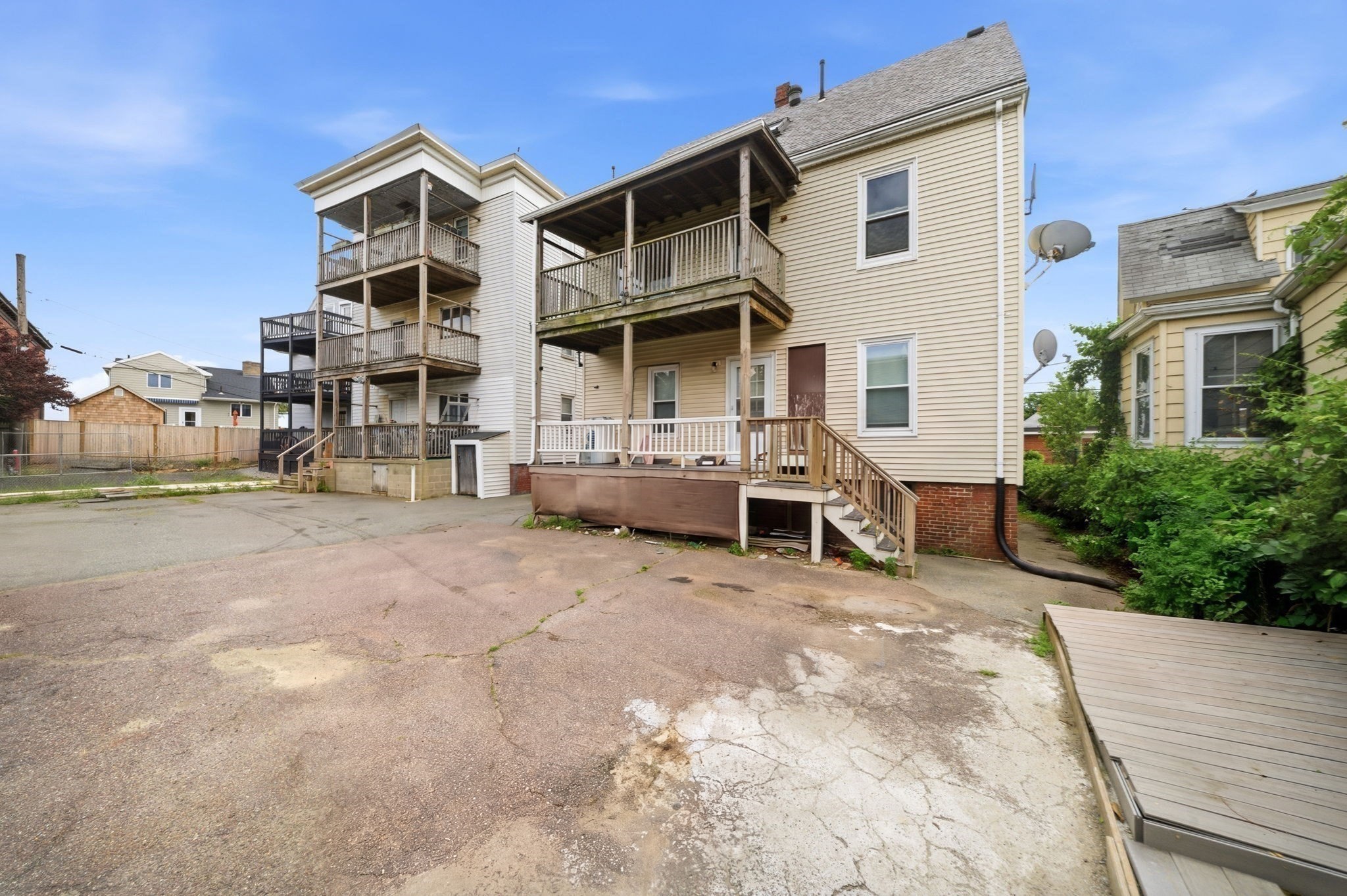 32 Irwin St Property Photo 30