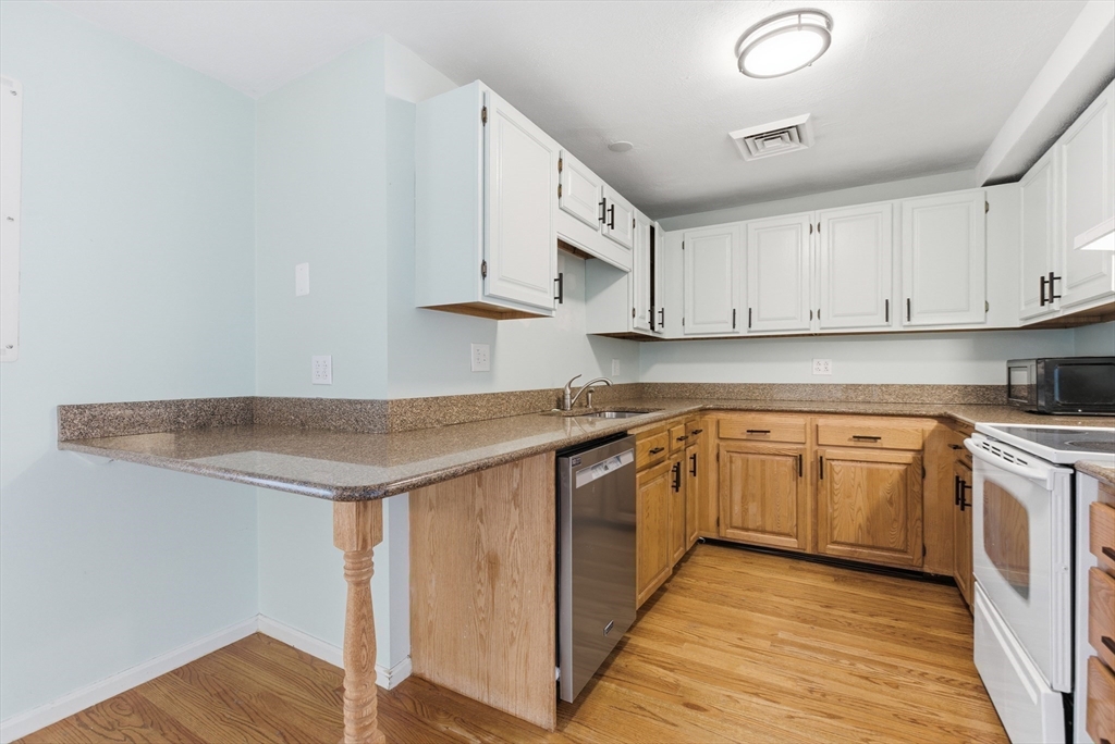 39 Parlin St # 404 Property Photo 7