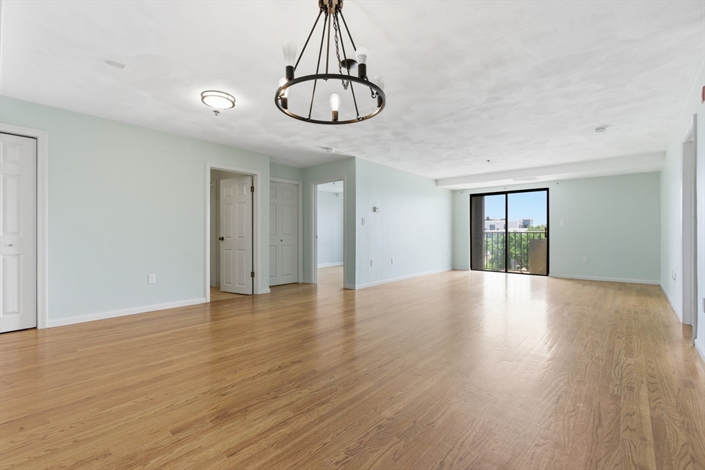 39 Parlin St # 404 Property Photo 8
