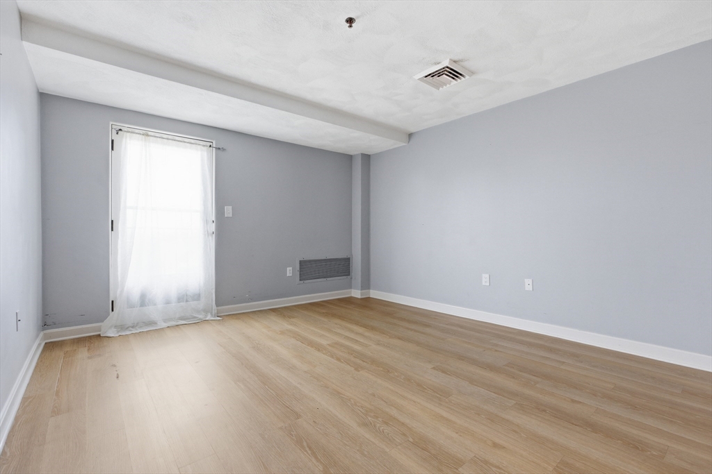 39 Parlin St # 404 Property Photo 10