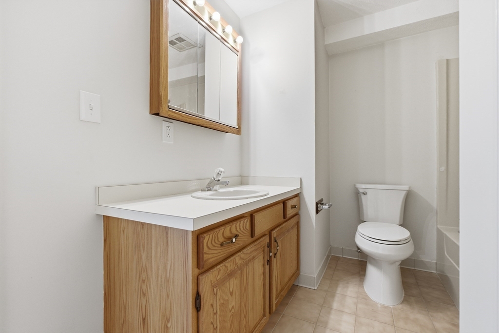 39 Parlin St # 404 Property Photo 18