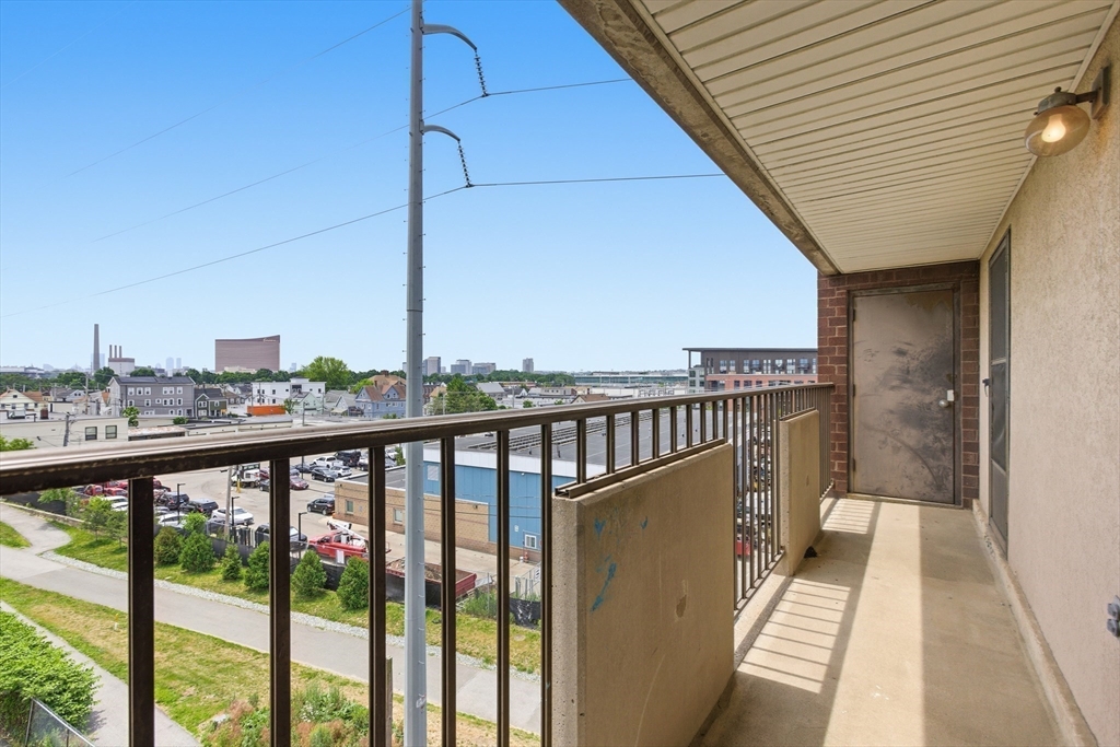 39 Parlin St # 404 Property Photo 21