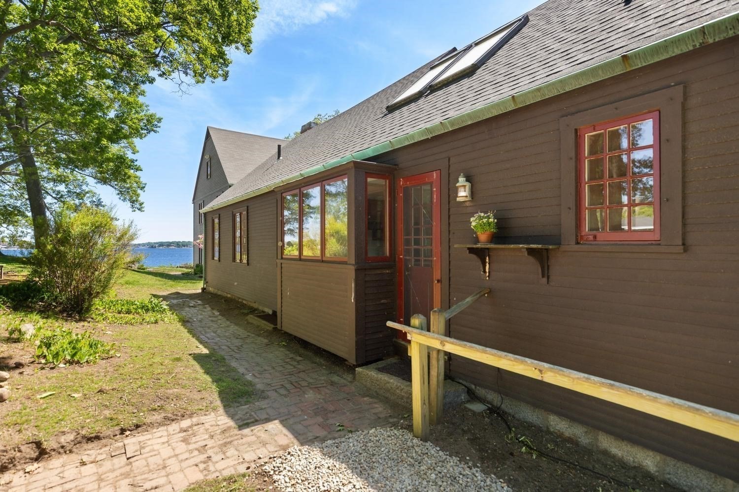 69 Dolliver Neck Rd Property Photo 17