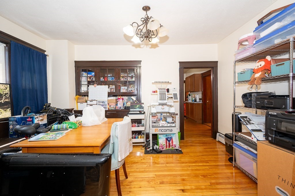 126 Sterling St Property Photo 6