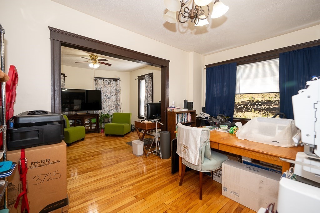 126 Sterling St Property Photo 8