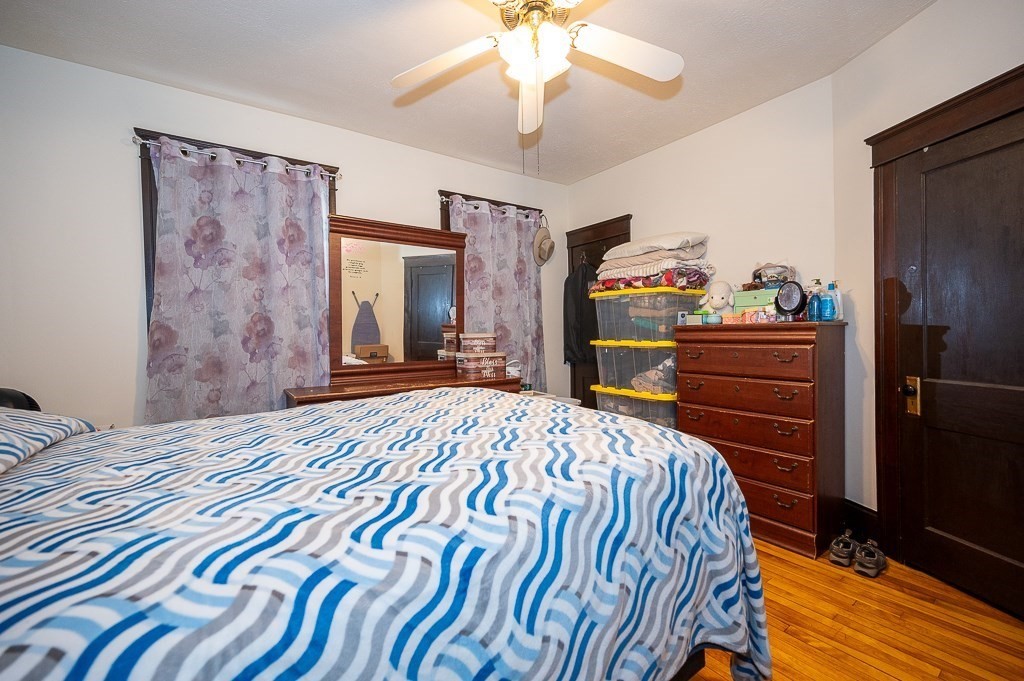 126 Sterling St Property Photo 12