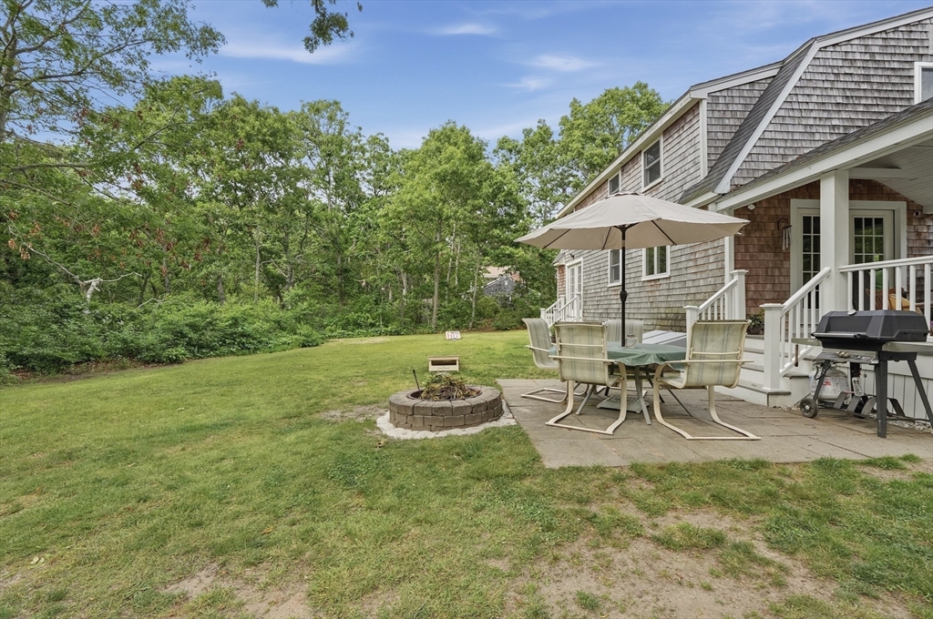 223 Plum Hollow Rd Property Photo 3