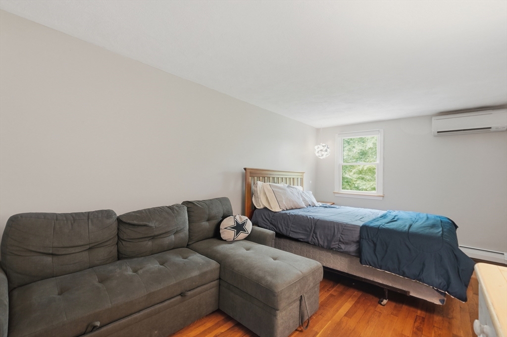 223 Plum Hollow Rd Property Photo 18