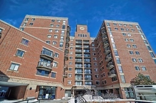 15 N Beacon St # 1004 Property Photo 1