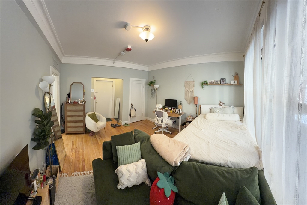 464 Commonwealth # 26 Property Photo 5