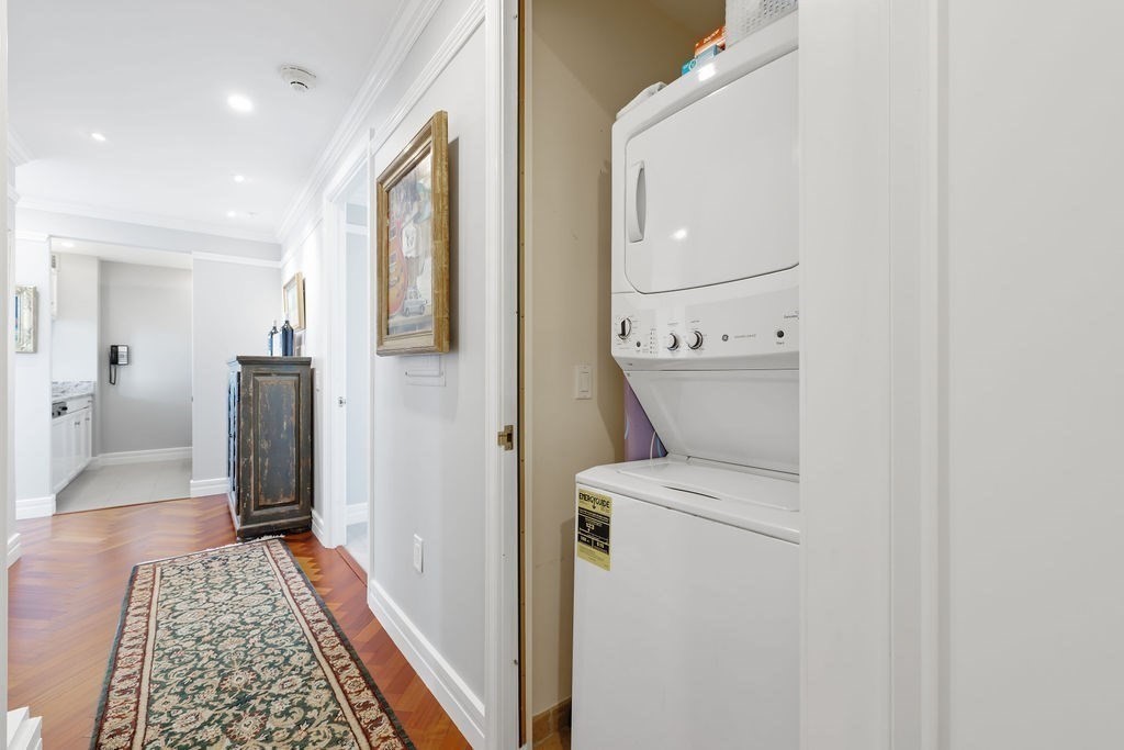 2 Avery St # 34g Property Photo 22