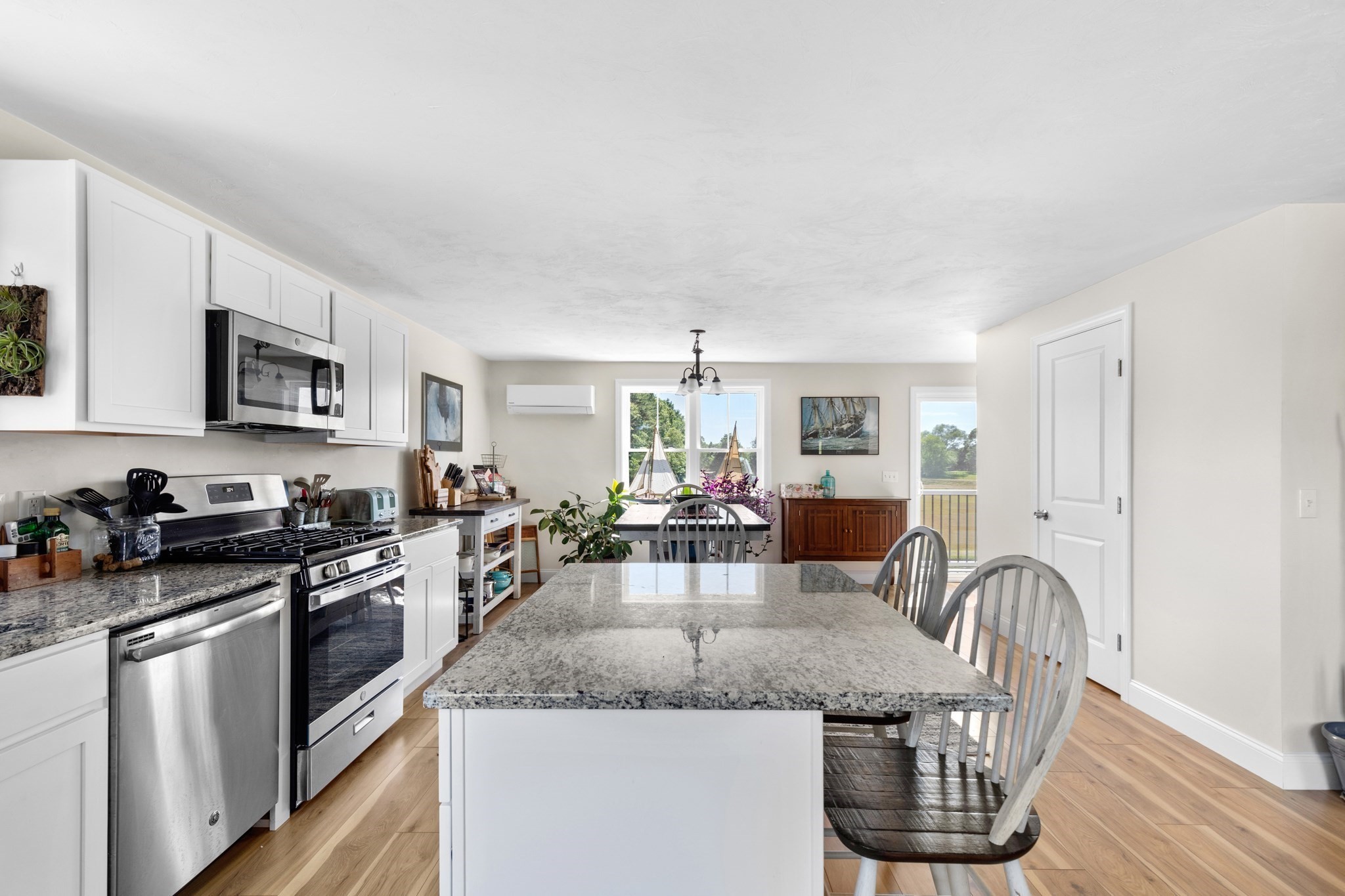 1 Paty Way Property Photo 5