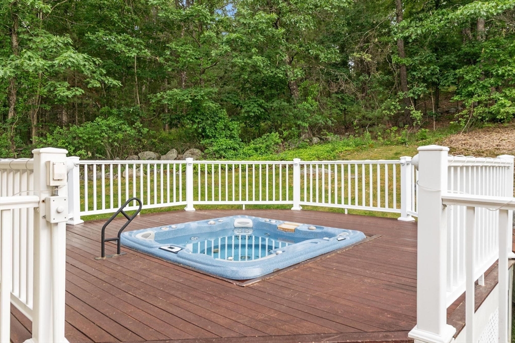 5 Overlook Circle Property Photo 33
