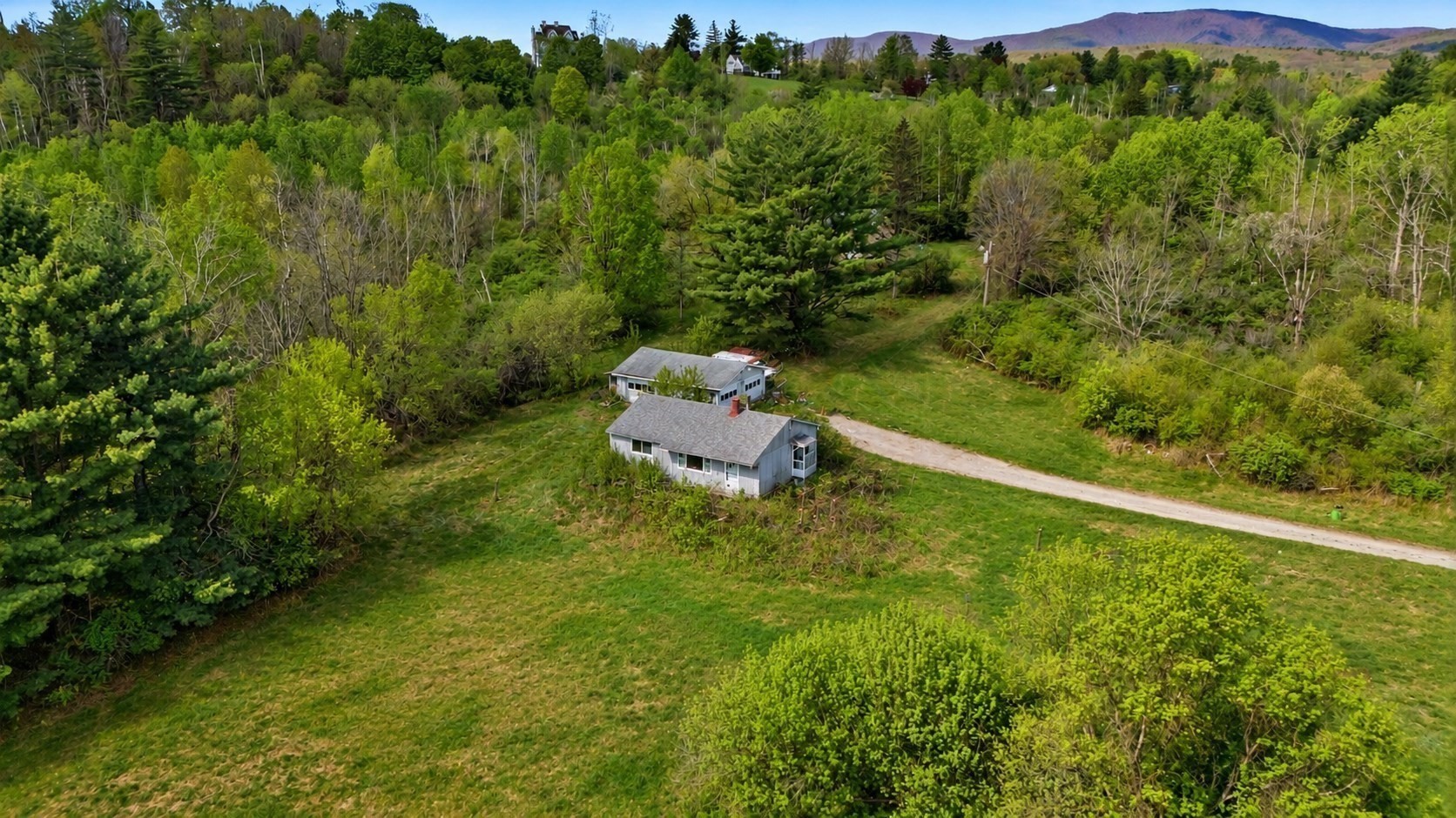 97 Luce Rd Property Photo 3