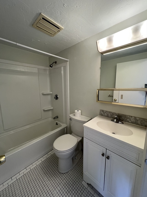 1 Tideview Path # 11 Property Photo 10