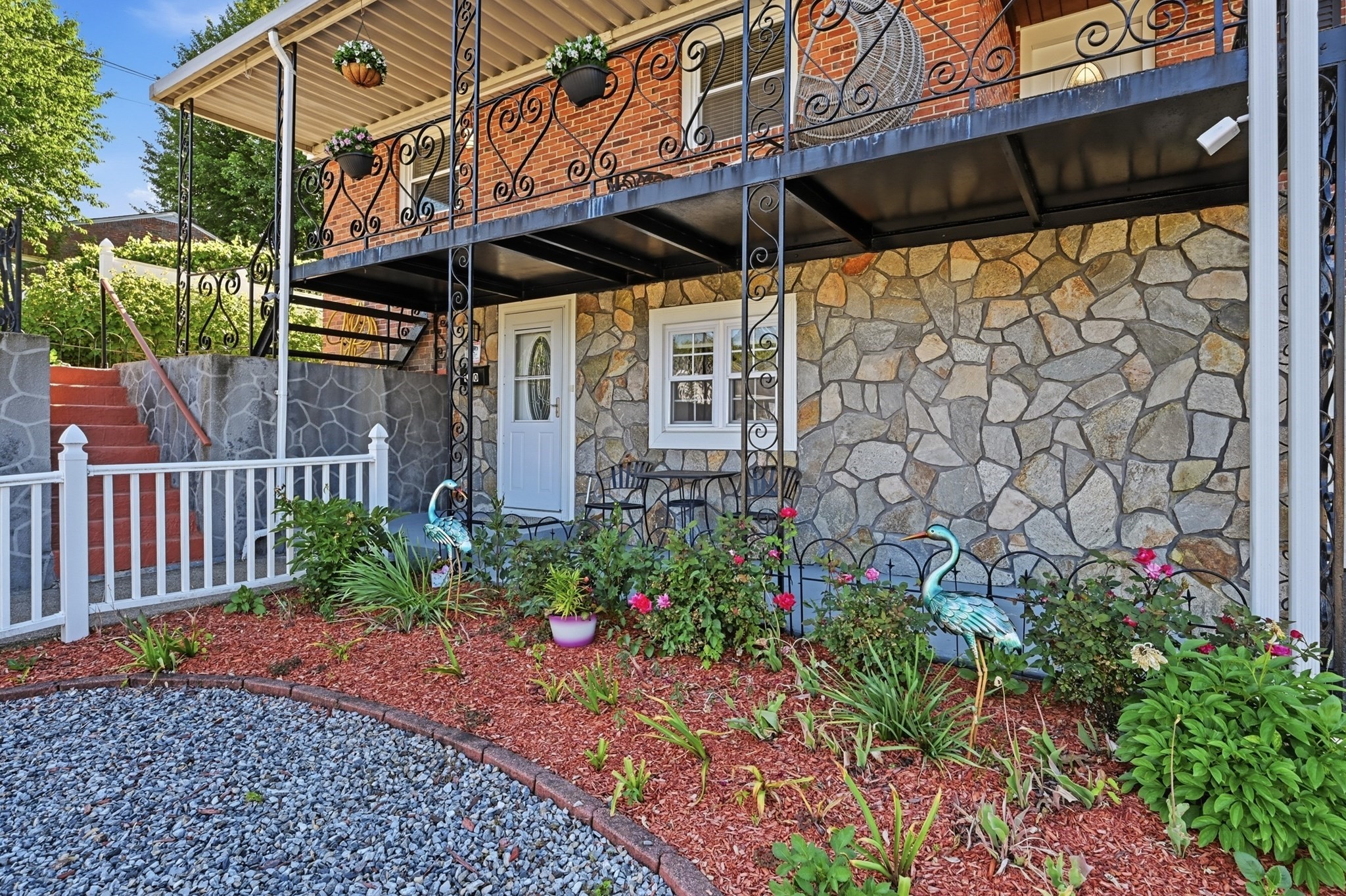 140 Ruskin St Property Photo 4