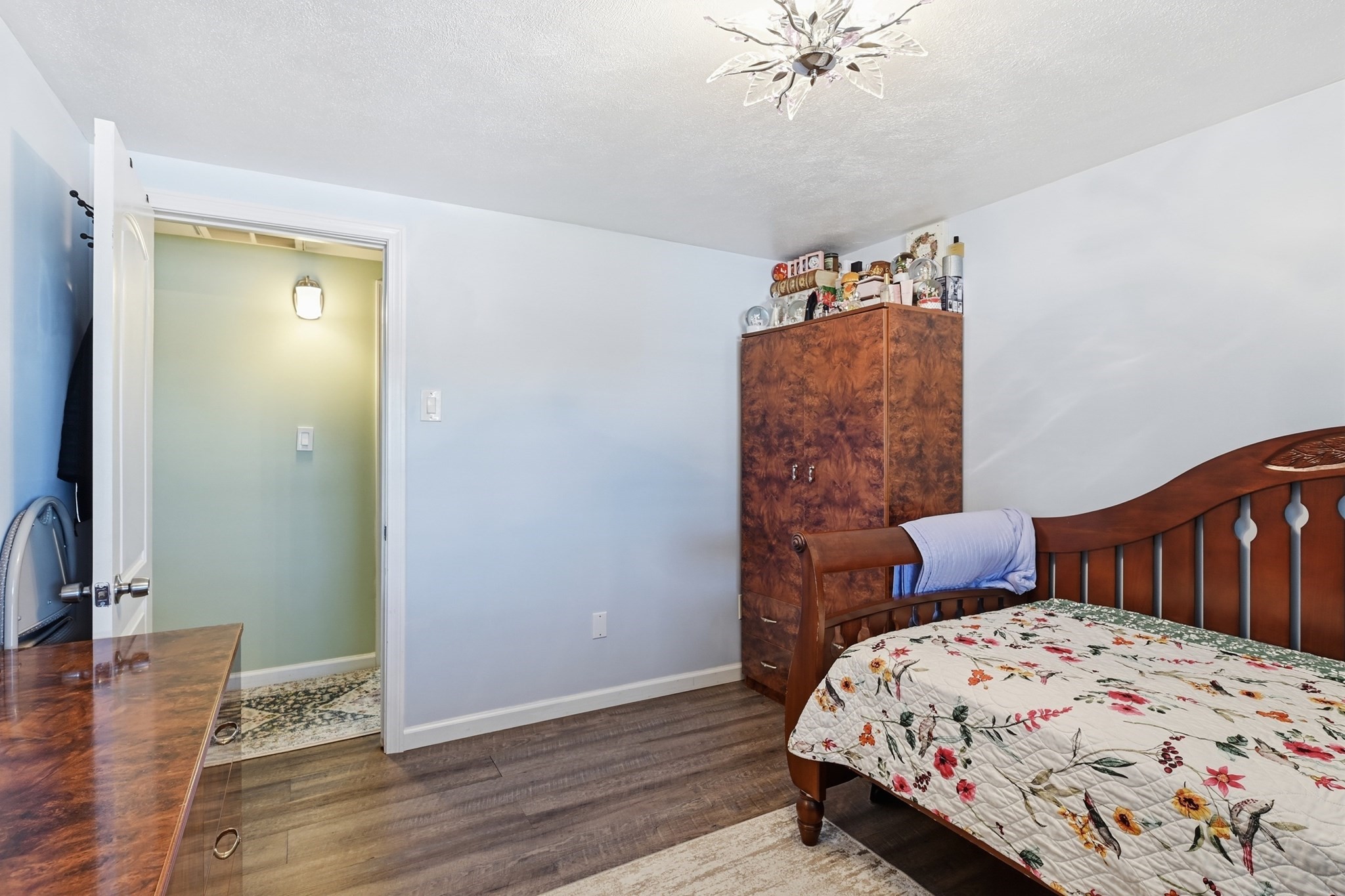 140 Ruskin St Property Photo 14