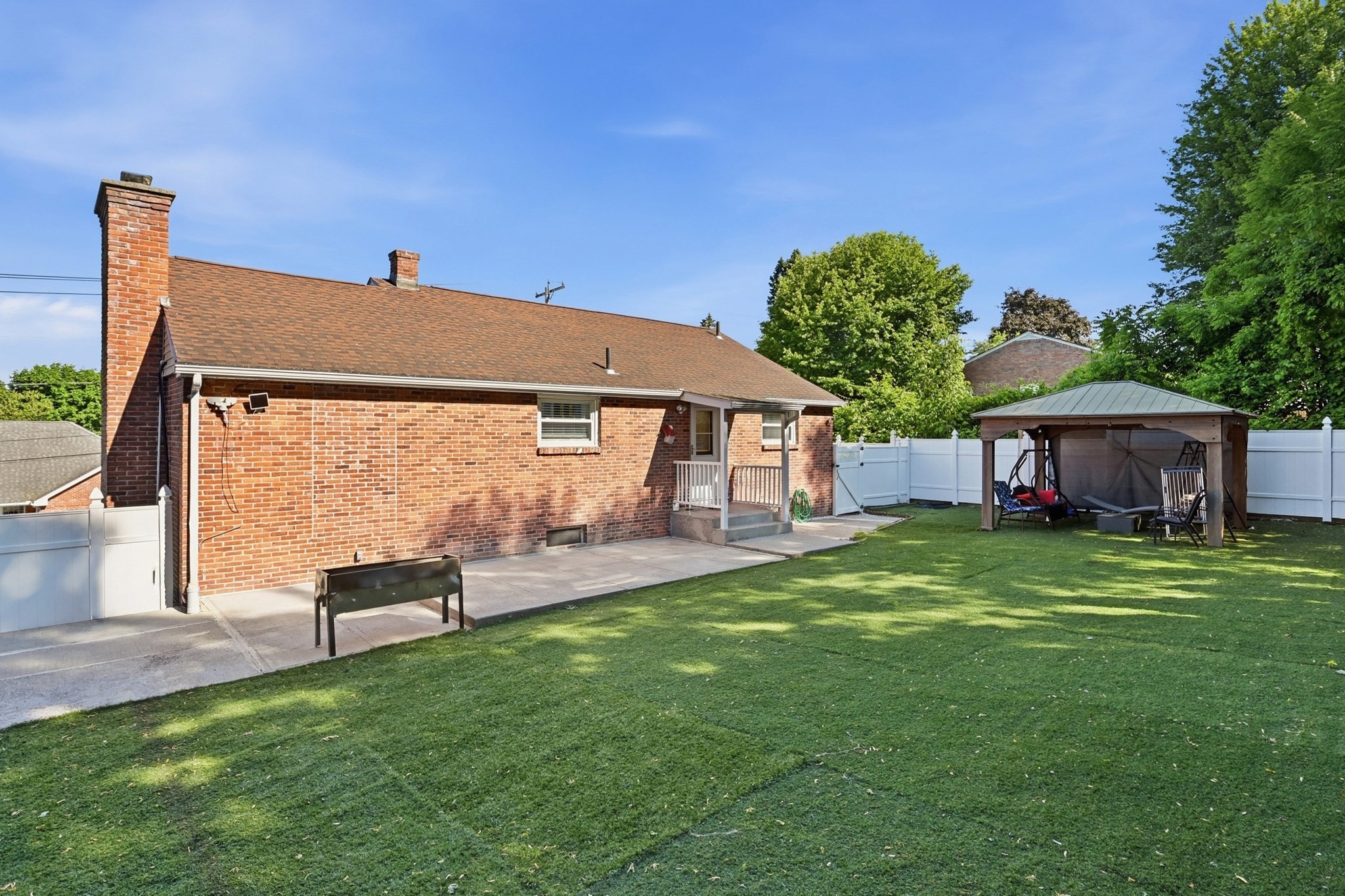 140 Ruskin St Property Photo 36