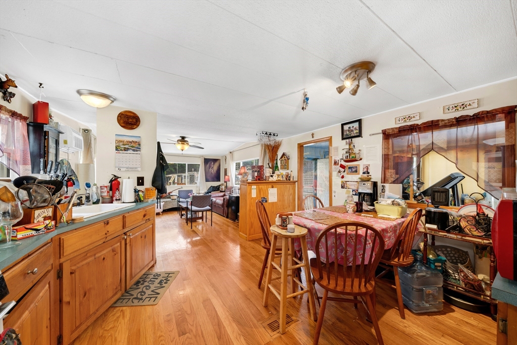 154 Newbury St # 26 Property Photo 5