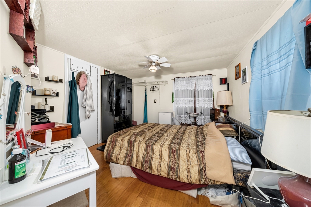 154 Newbury St # 26 Property Photo 7