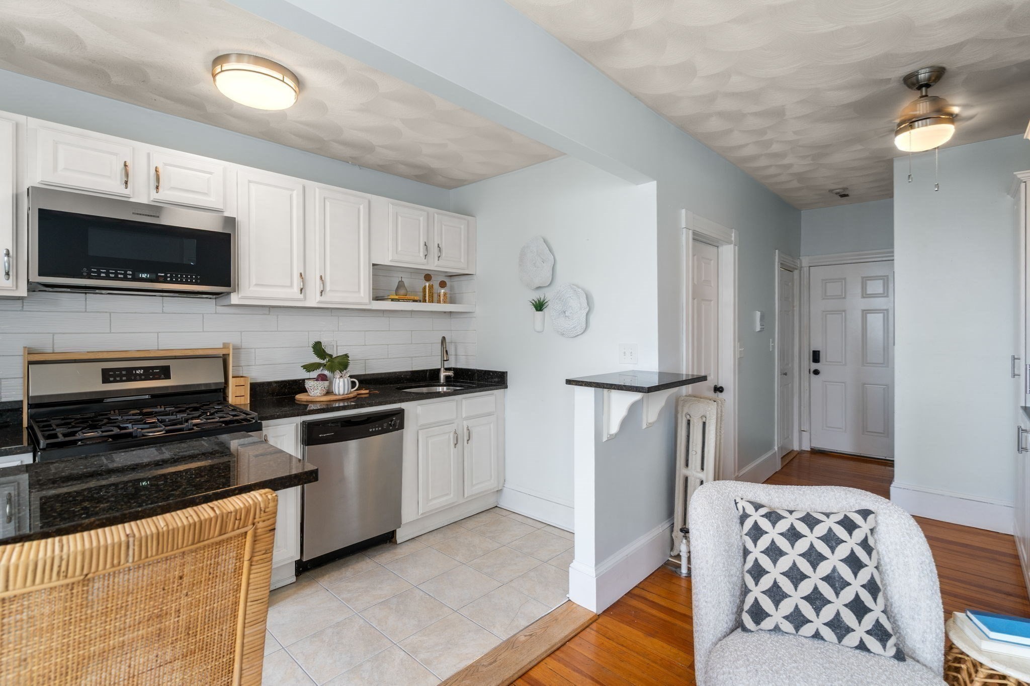 53 Trident Ave # 301 Property Photo 11