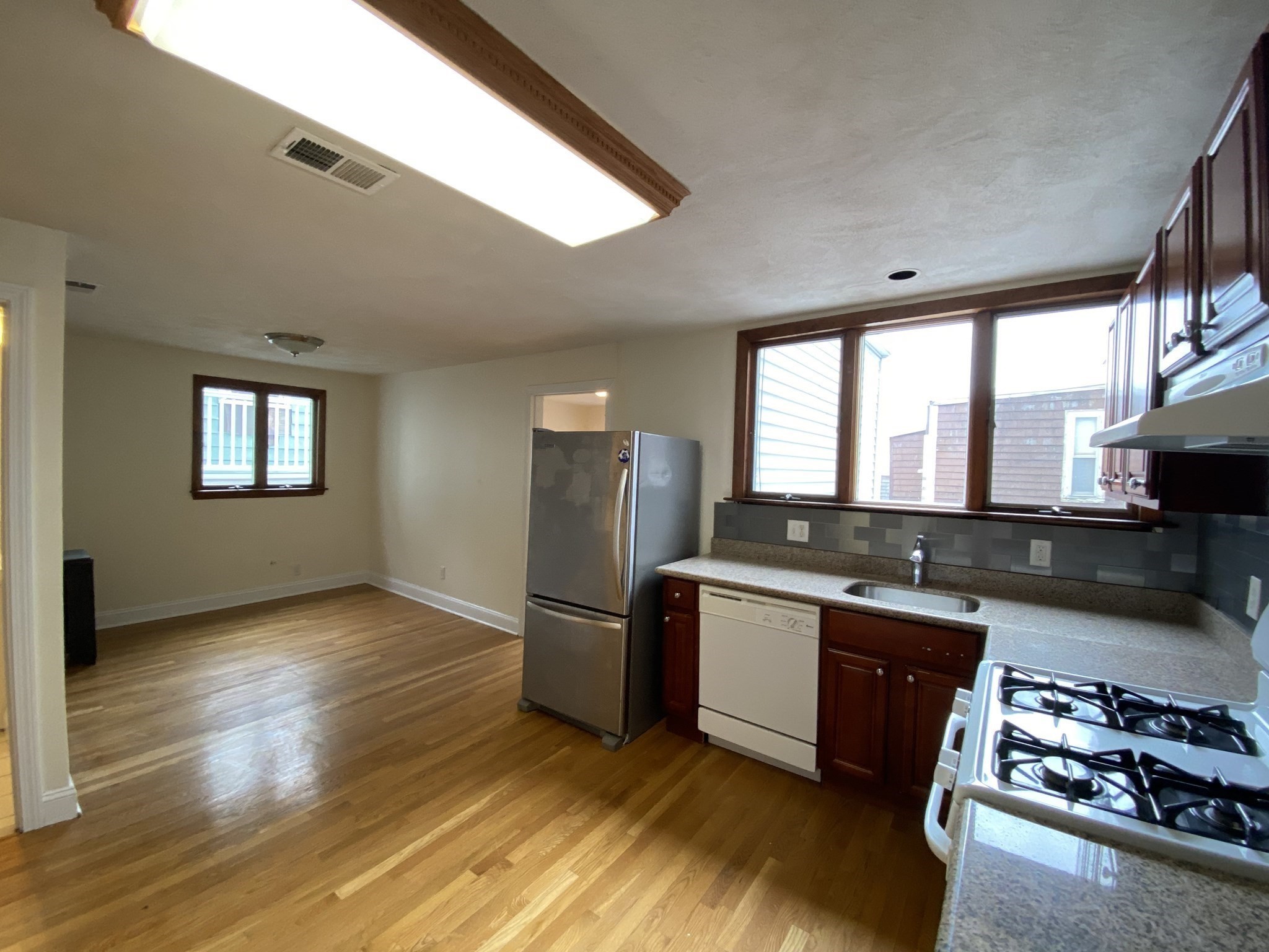 51 Telegraph Street # 2 Property Photo 1