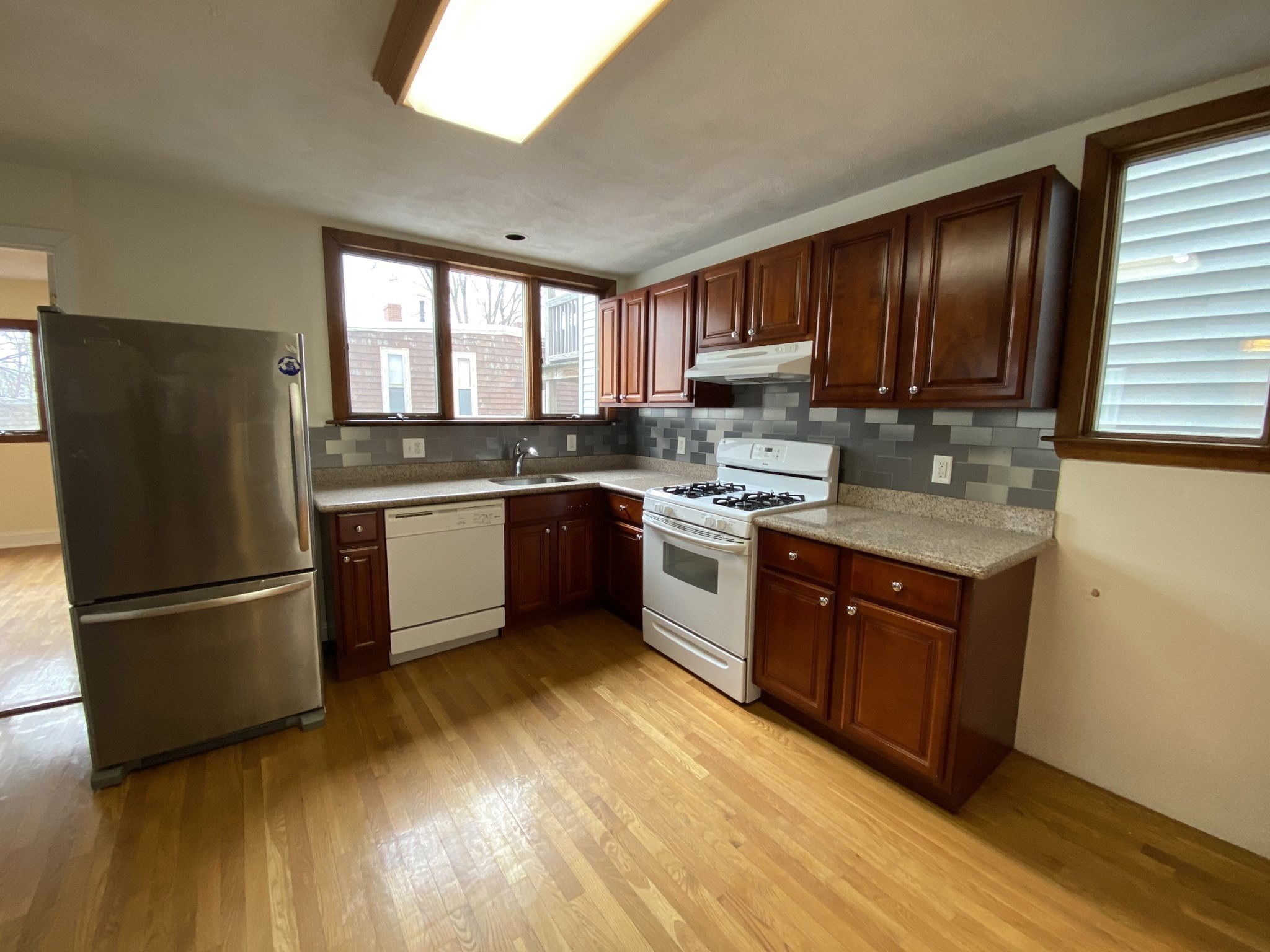 51 Telegraph Street # 2 Property Photo 4