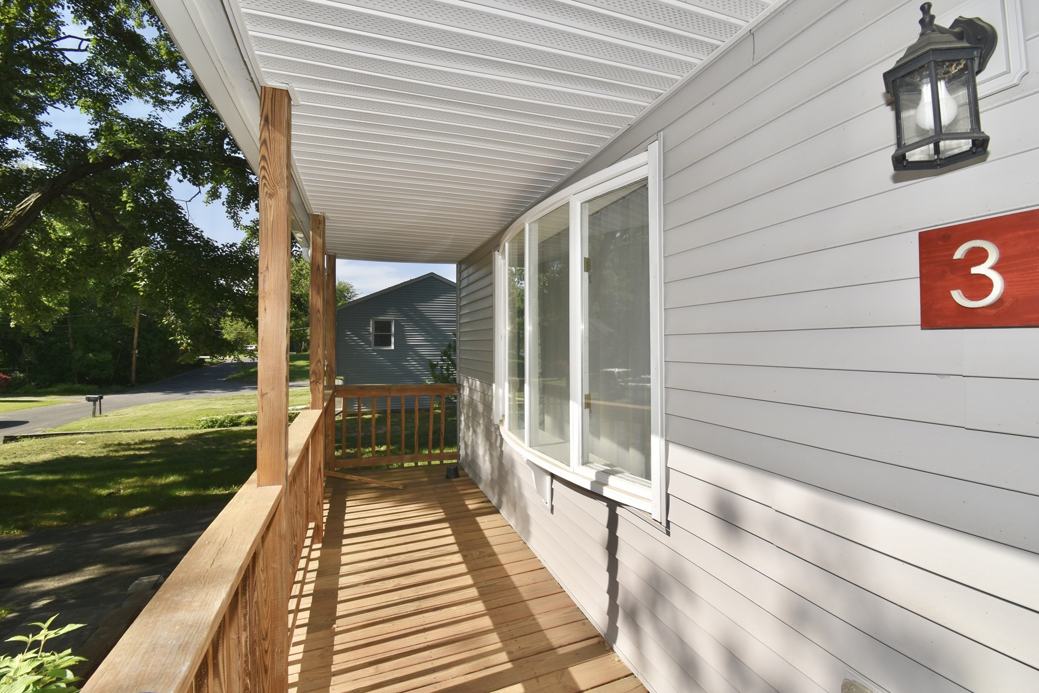 3 Vineland Ave Property Photo 5